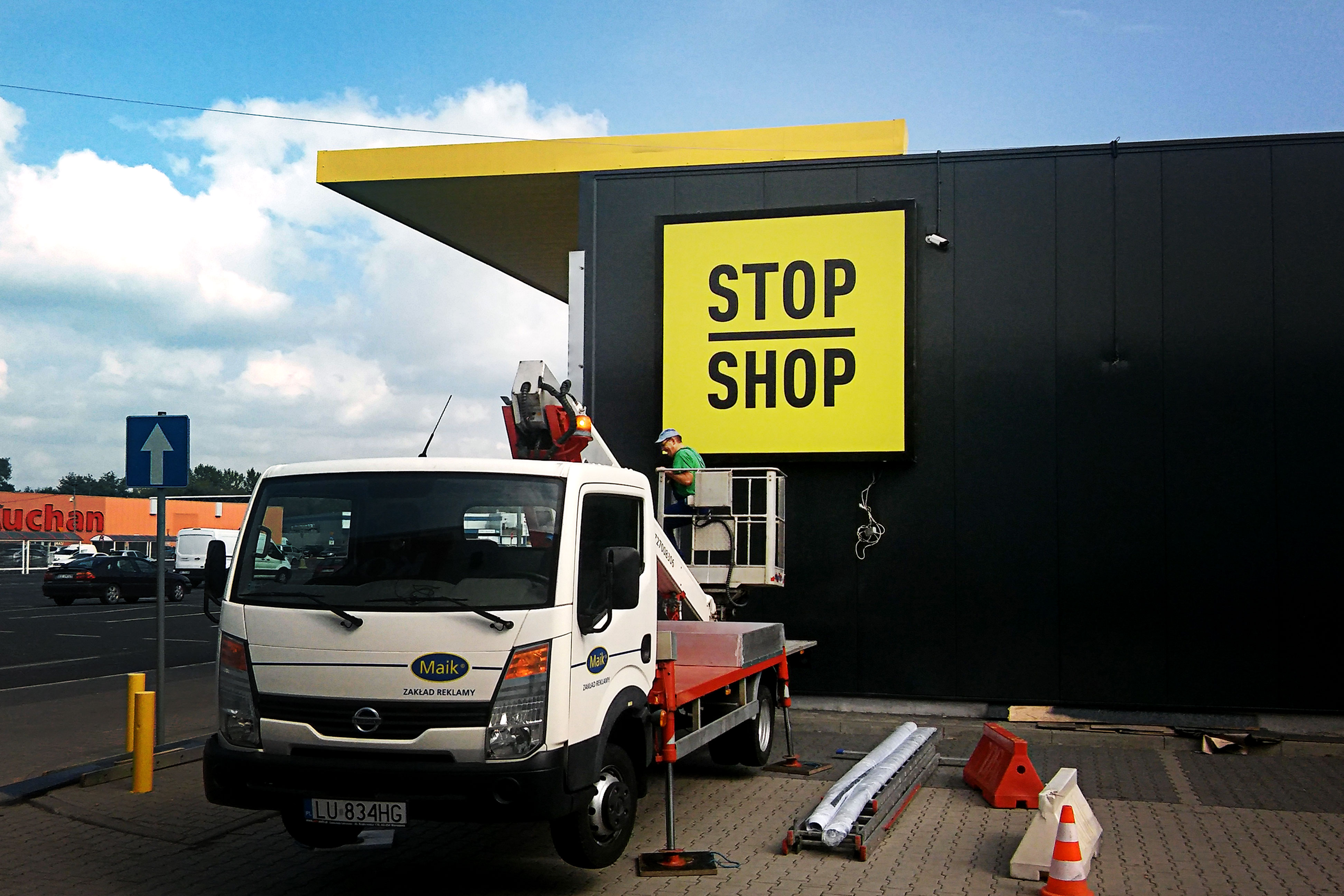 Rebranding Stop Shop - podświetlenie