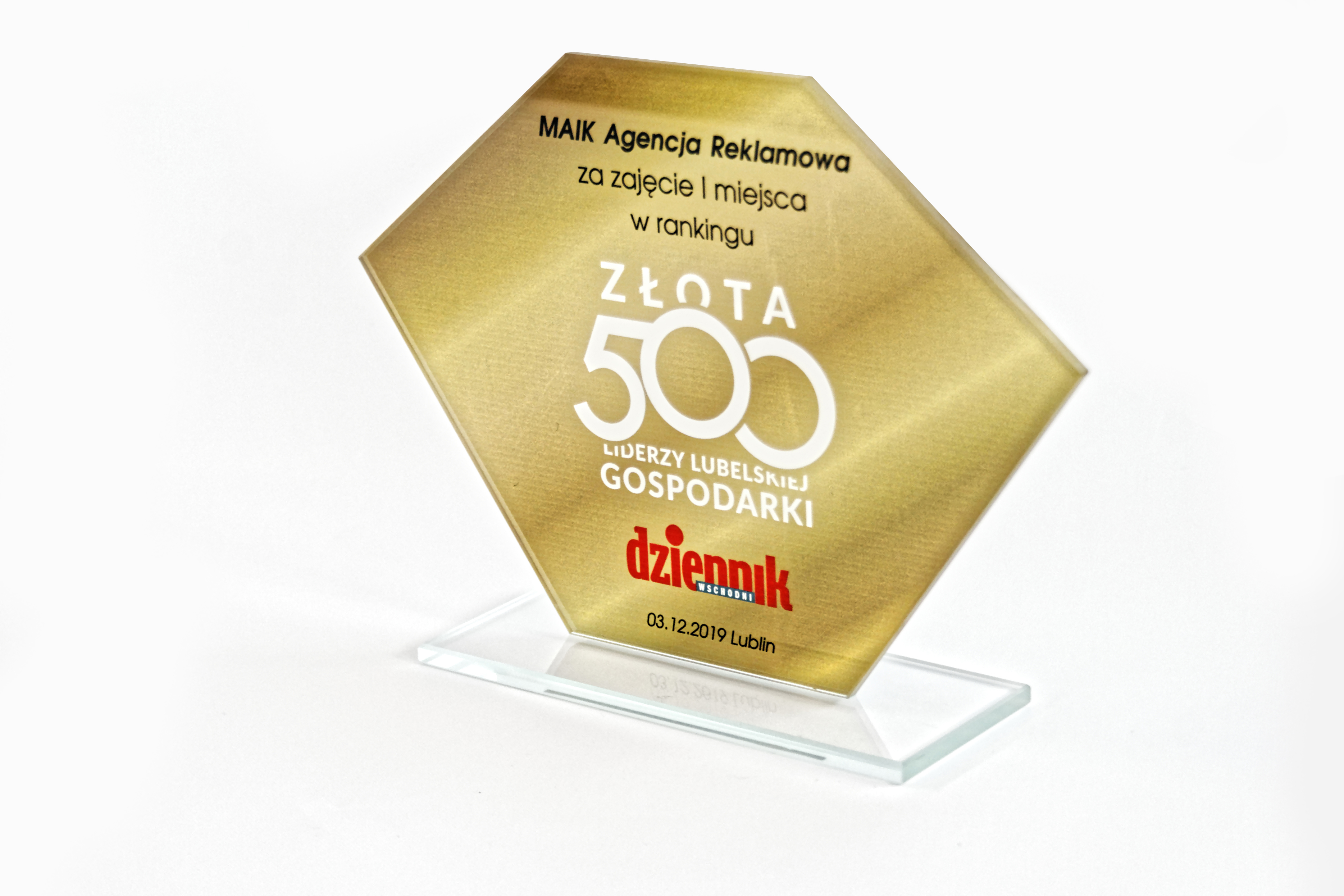 500 statuetka